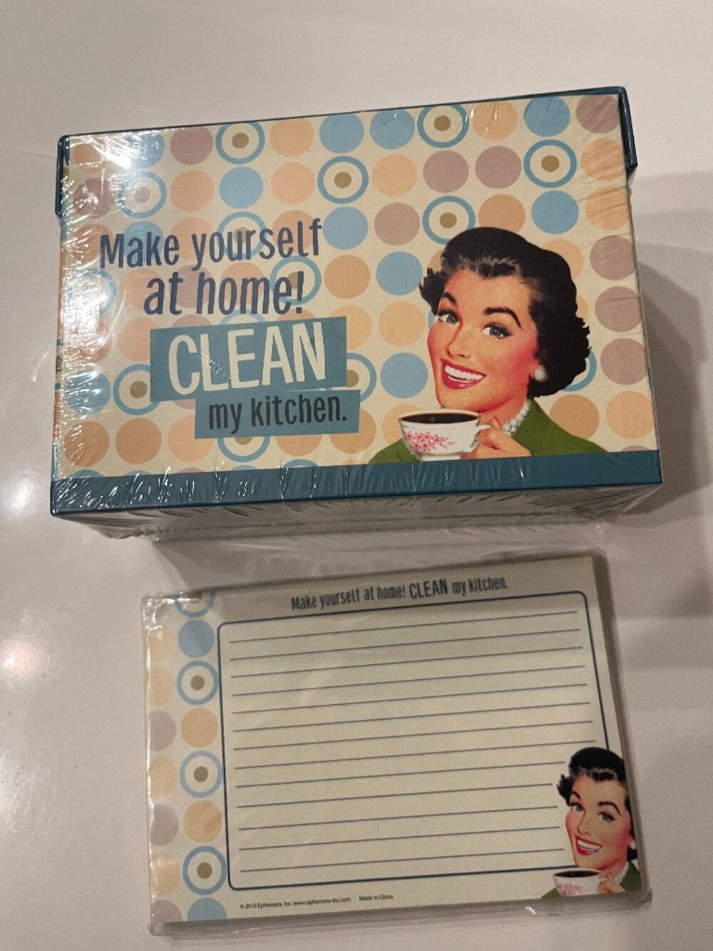 Recipe Box & Recipe Cards by  Ephemera  (NEW) - Make Yourself at home! CLEAN,..